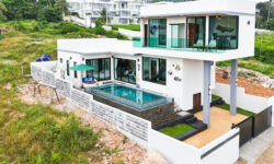 LUXURY CONTEMPORARY POOL VILLA 4BR IN BANGPOR